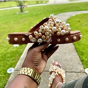 Elegant Pearl Embellished Sandals